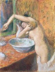 Femme se lavant